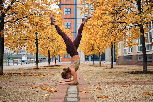 yoga d'autunno